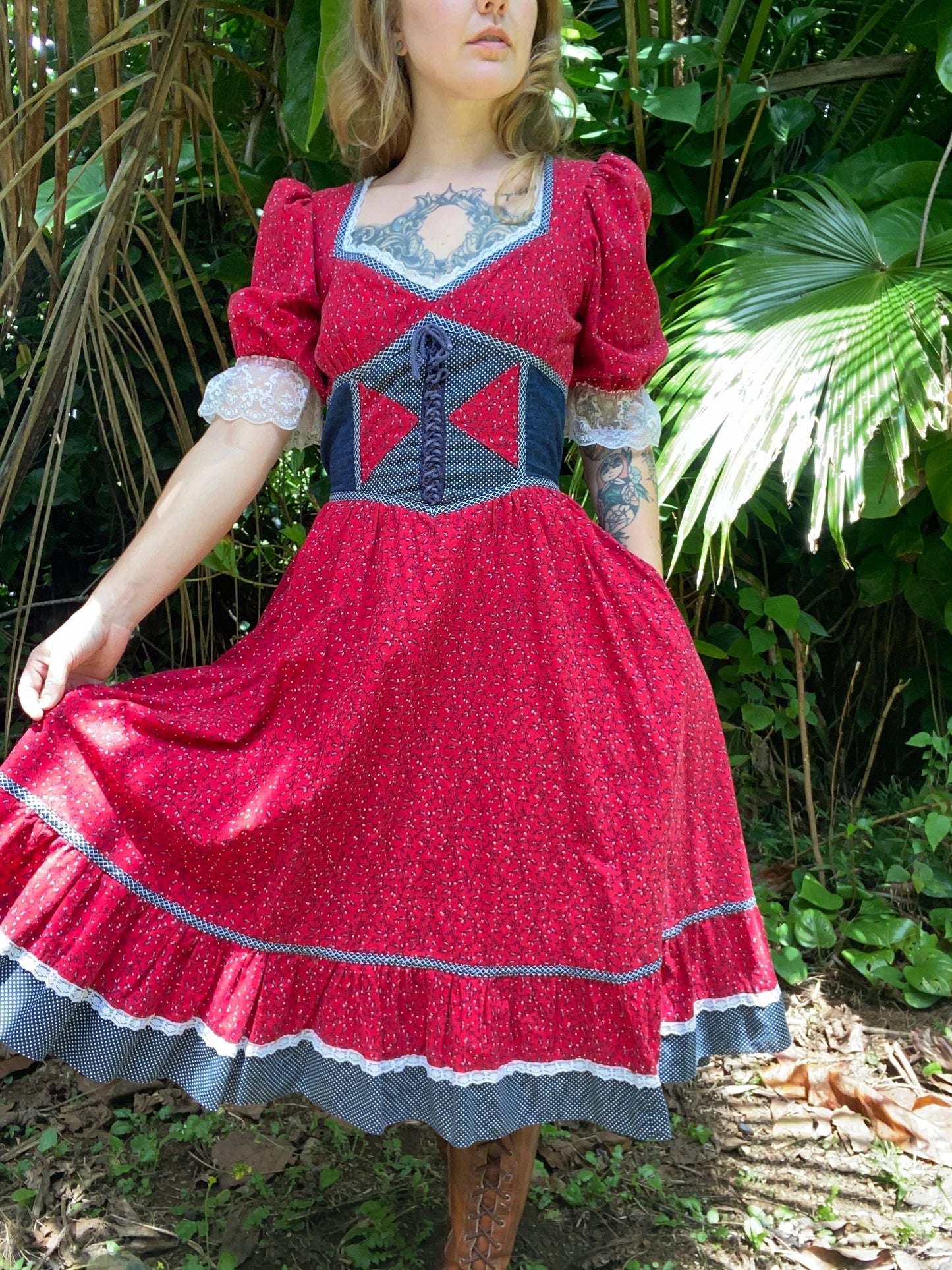 1970s Gunne Sax Red Calico Corset Dress size 11