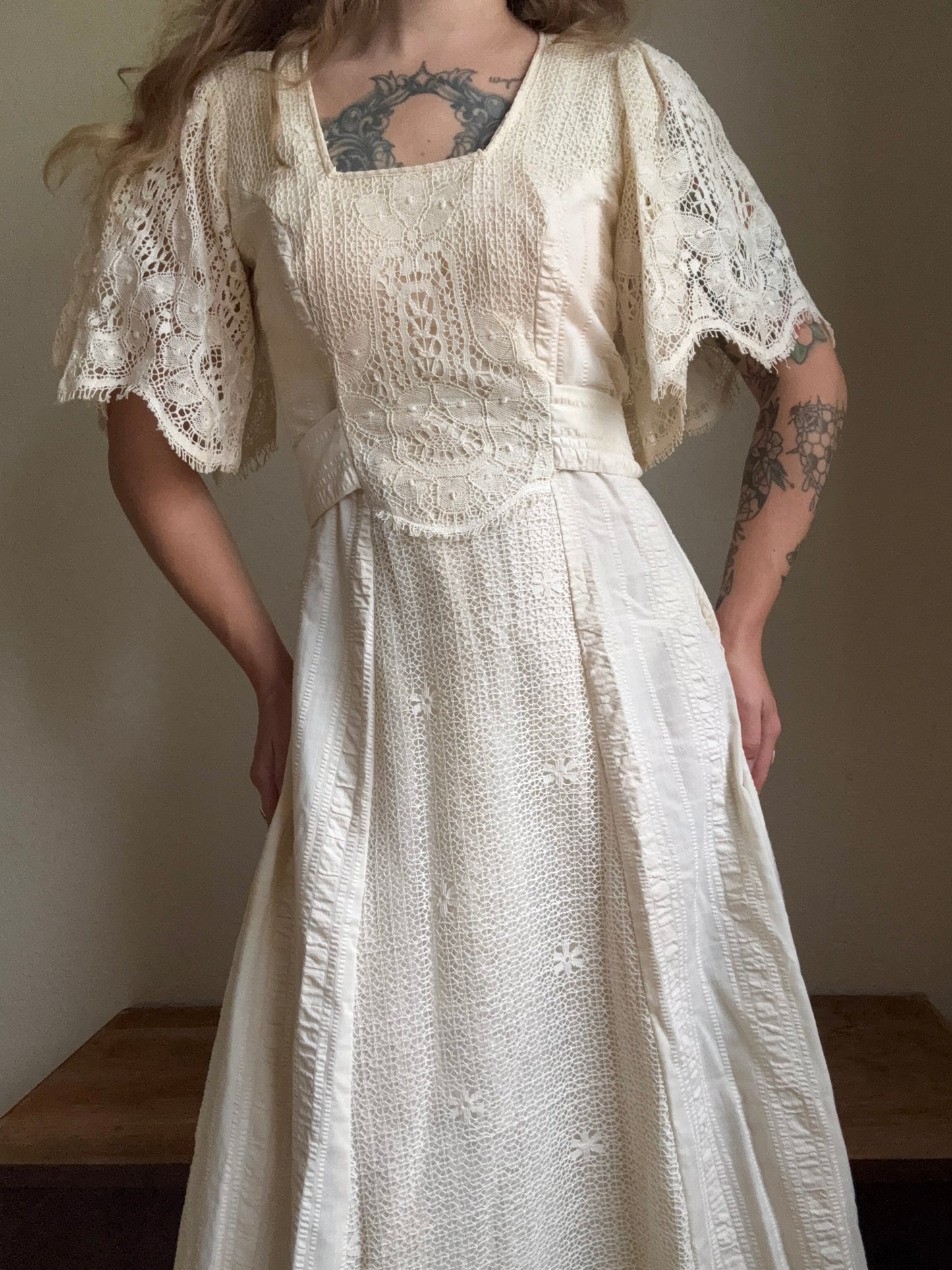 1970s Joy Stevens Ivory Lace Prairie Dress Small Long