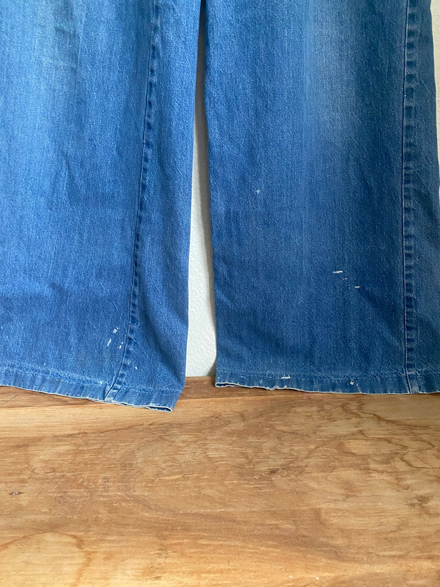 1970s Pulse Denim Bellbottom jeans 26x33
