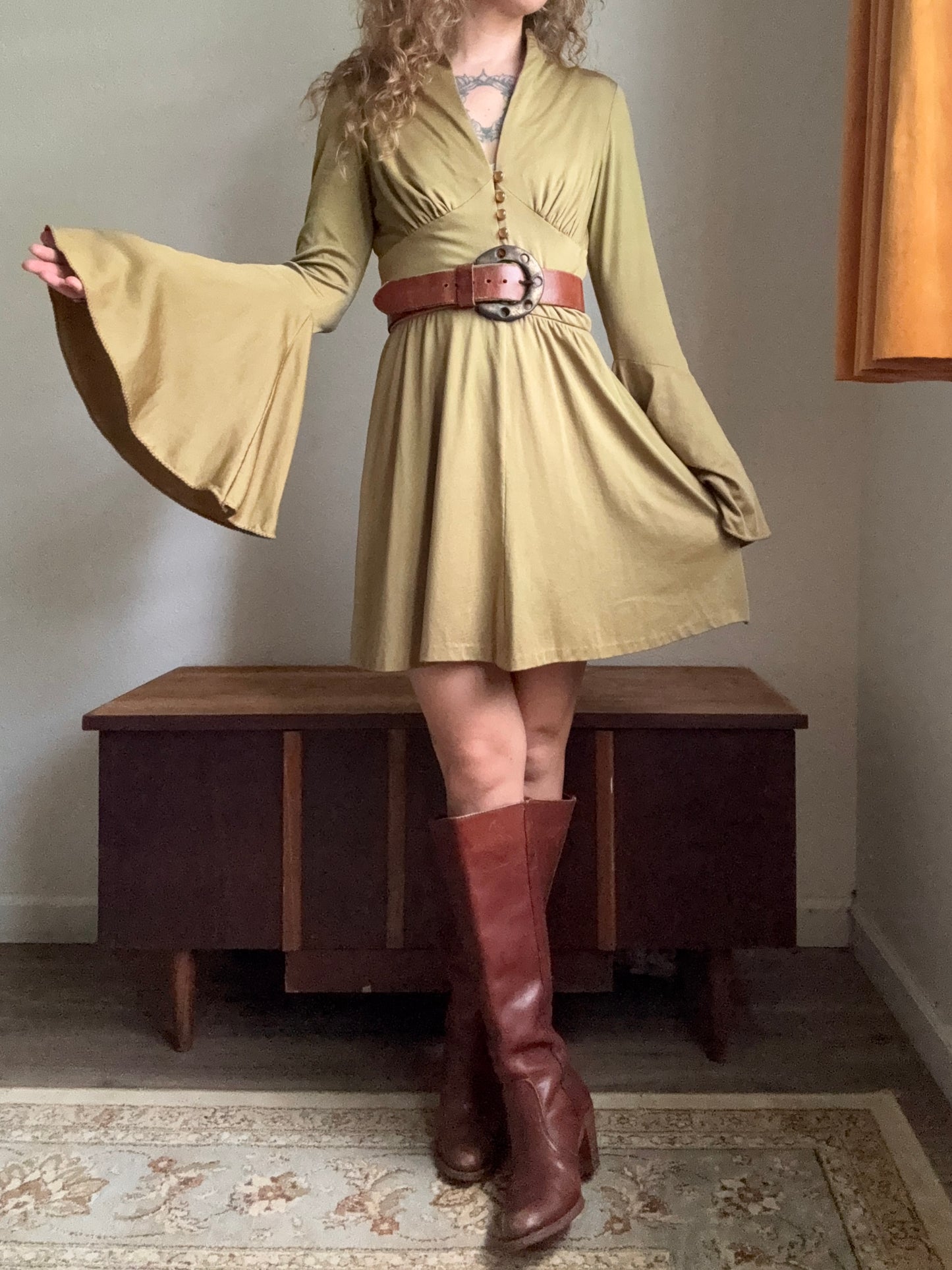 1970s Olive Green Bell Sleeve Mini Dress Medium