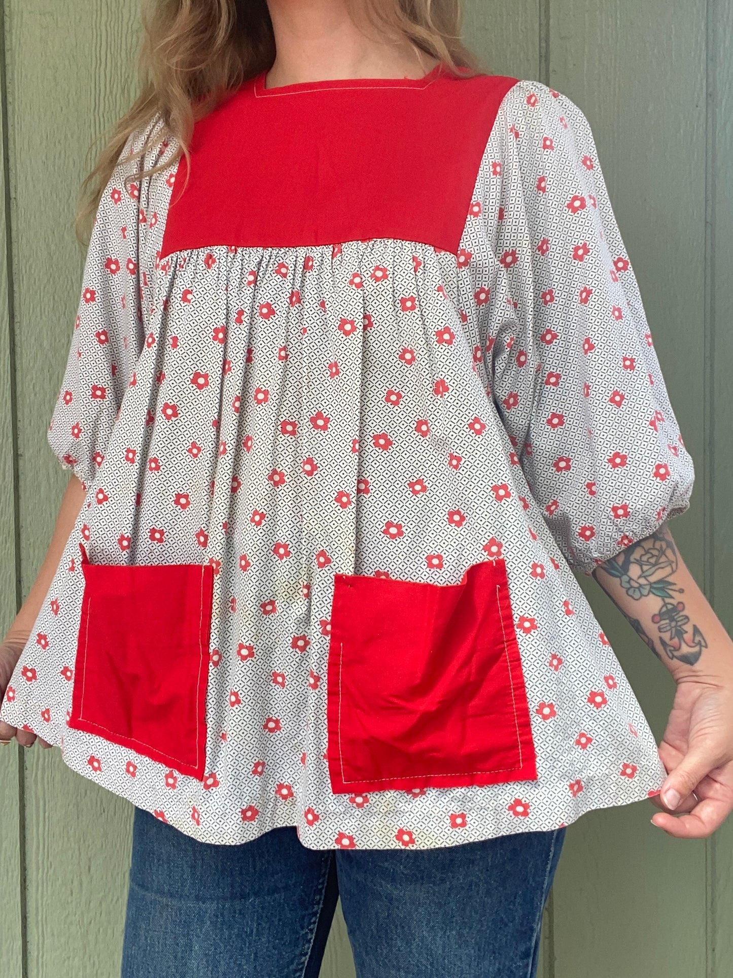 1970s Lexis Floral Smock Blouse