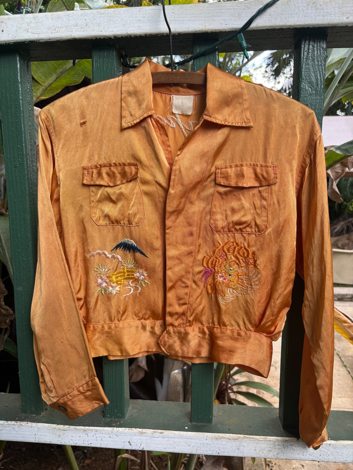 1940s or 1950s WWII Souvenir Sukajan Japan Embroidered Satin Jacket Small