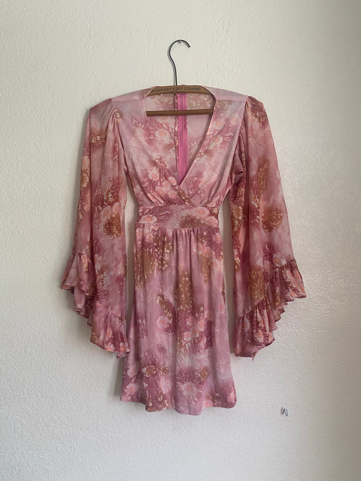 1970s Pink Floral Angel Sleeve Mini dress/ shirt XS S