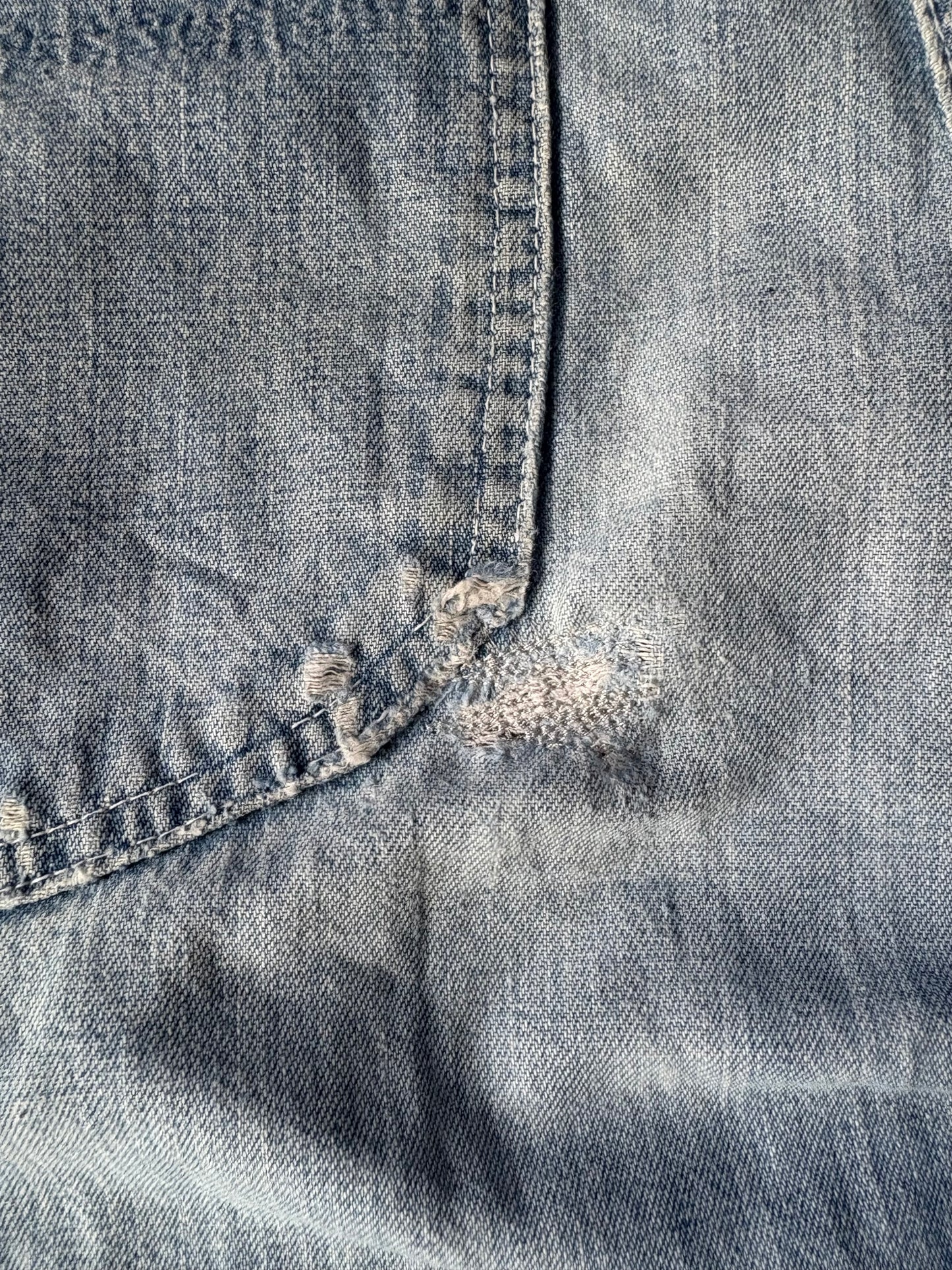 1970s Big Mac light wash denim overalls 32”x31”