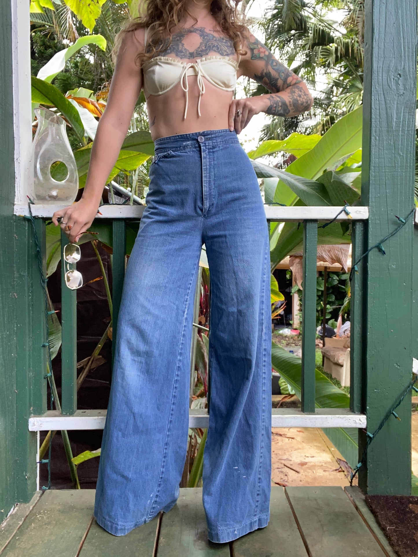 1970s Pulse Denim Bellbottom jeans 26x33