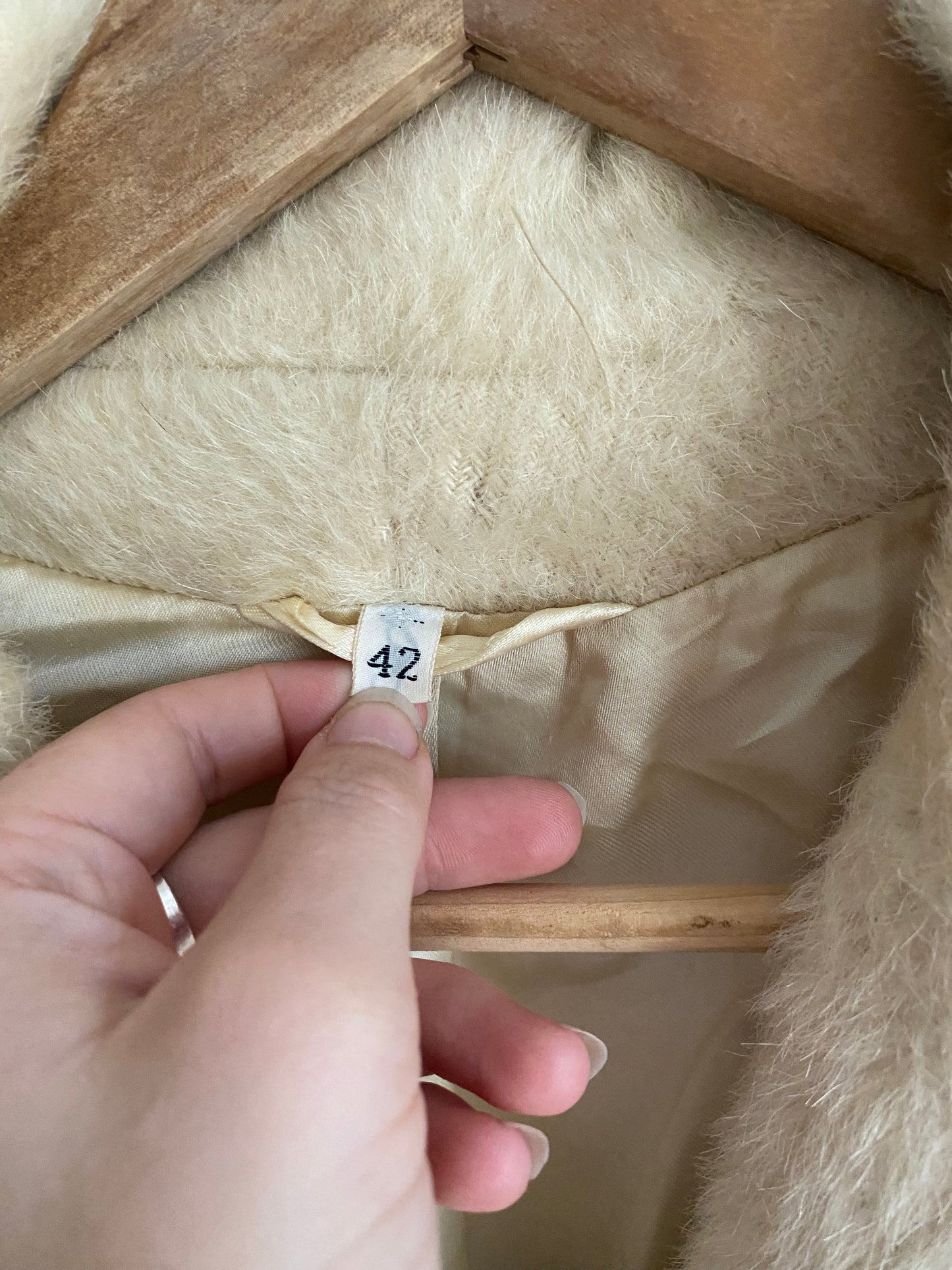 1960’s Miss Smith Ivory Luxury Mohair coat