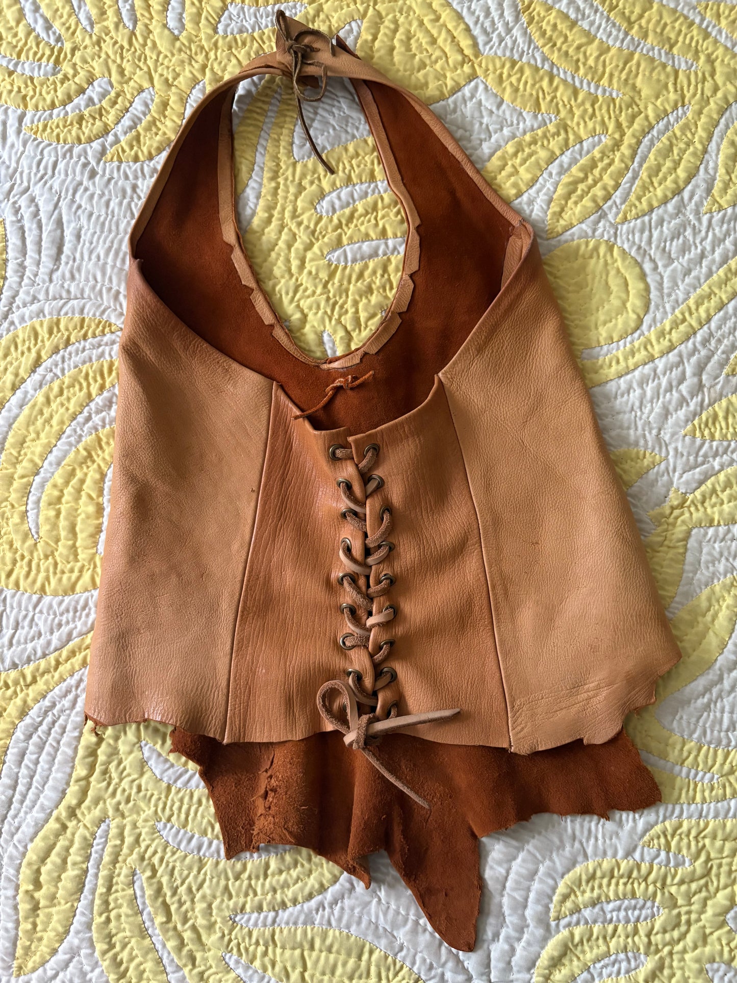 Vintage Tooled Lion Design Buckskin Halter Top Small
