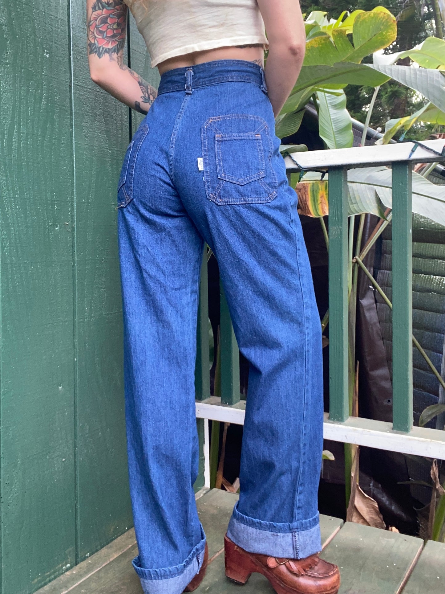 1970s March 1 high waist straight leg denim jeans 29x32