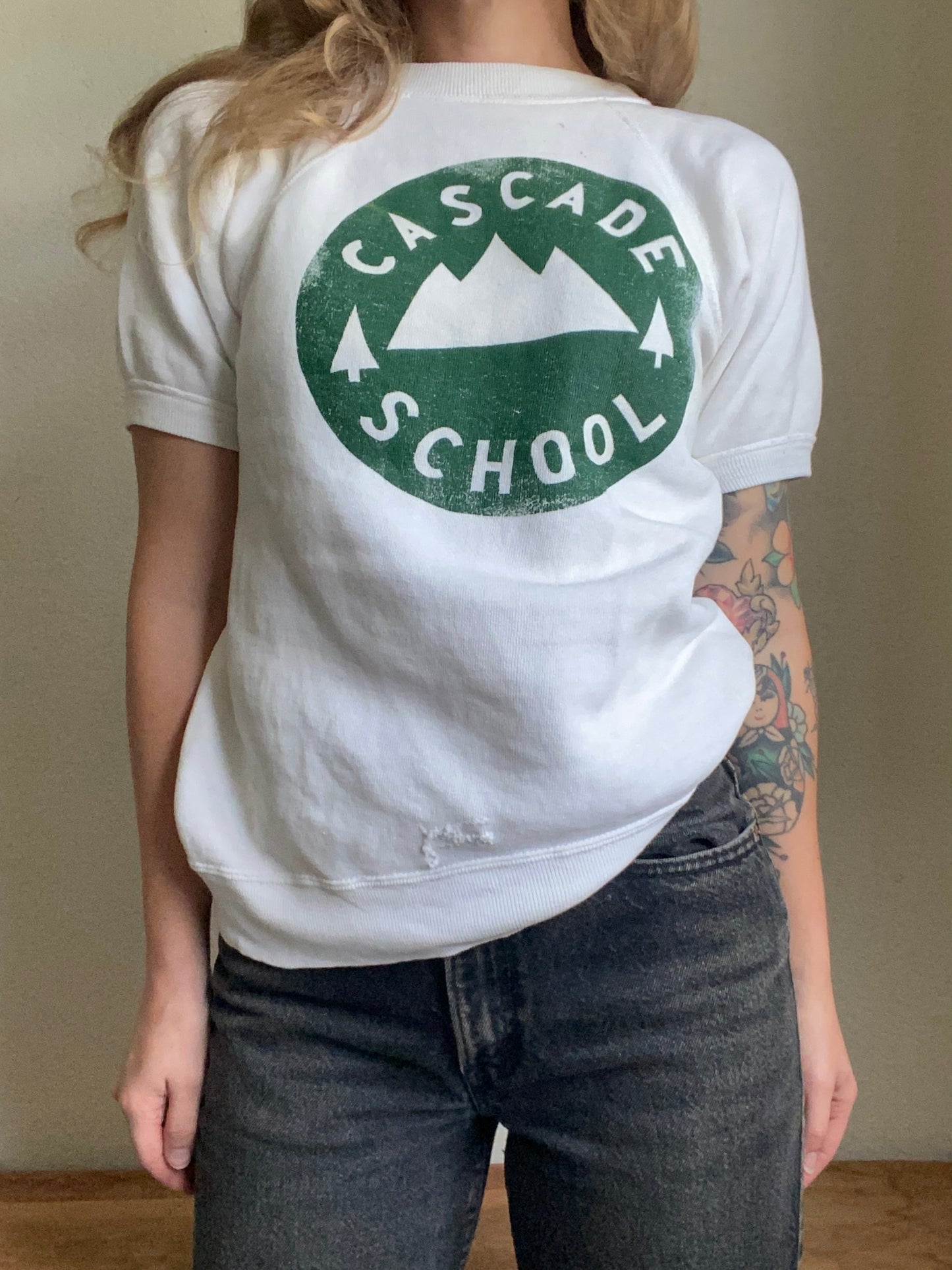 1960s 1970s Cascade Washington School short sleeve sweatshirt