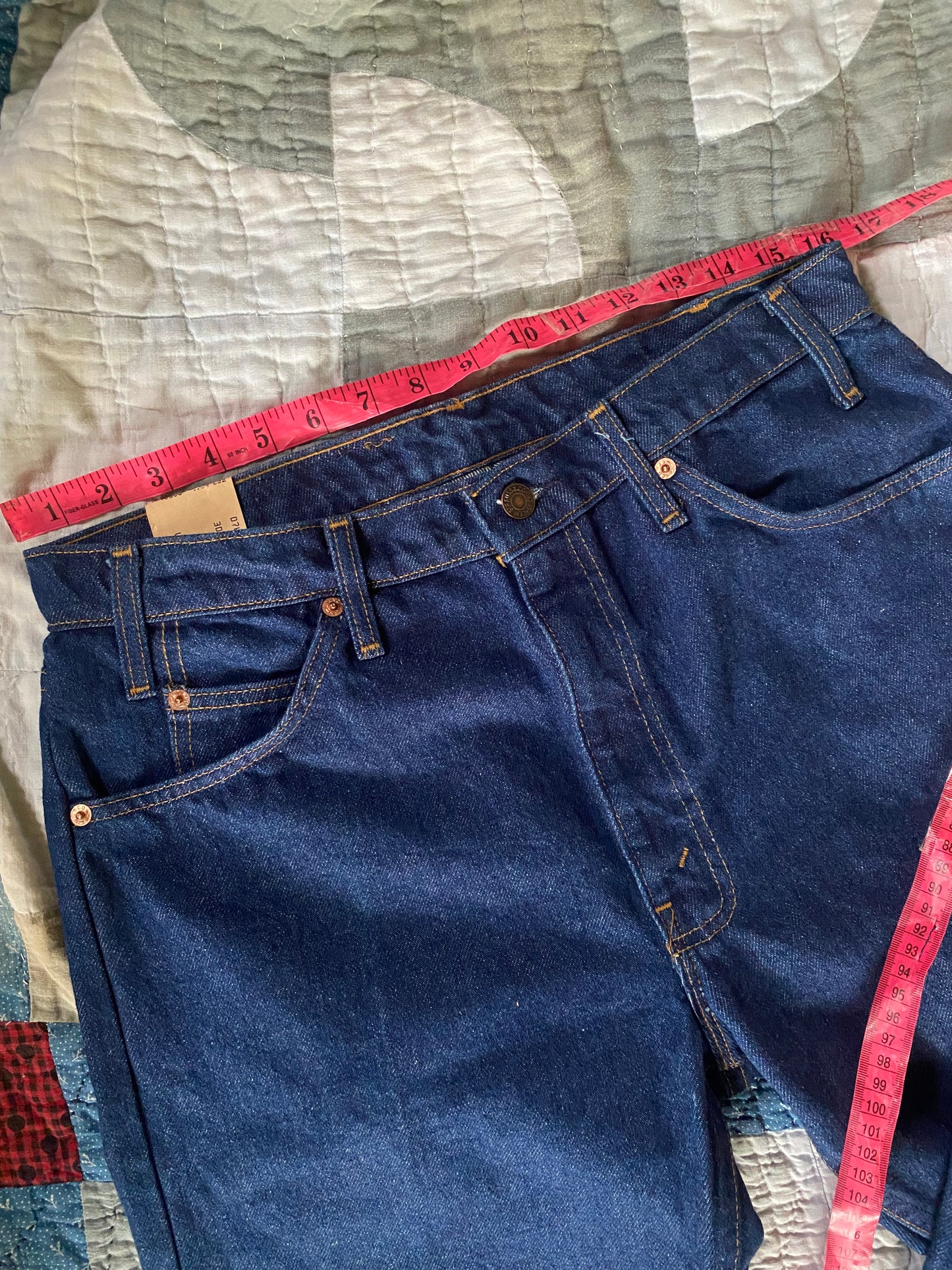 1980s Deadstock Levi’s 505 orange tab jeans 34 x 32