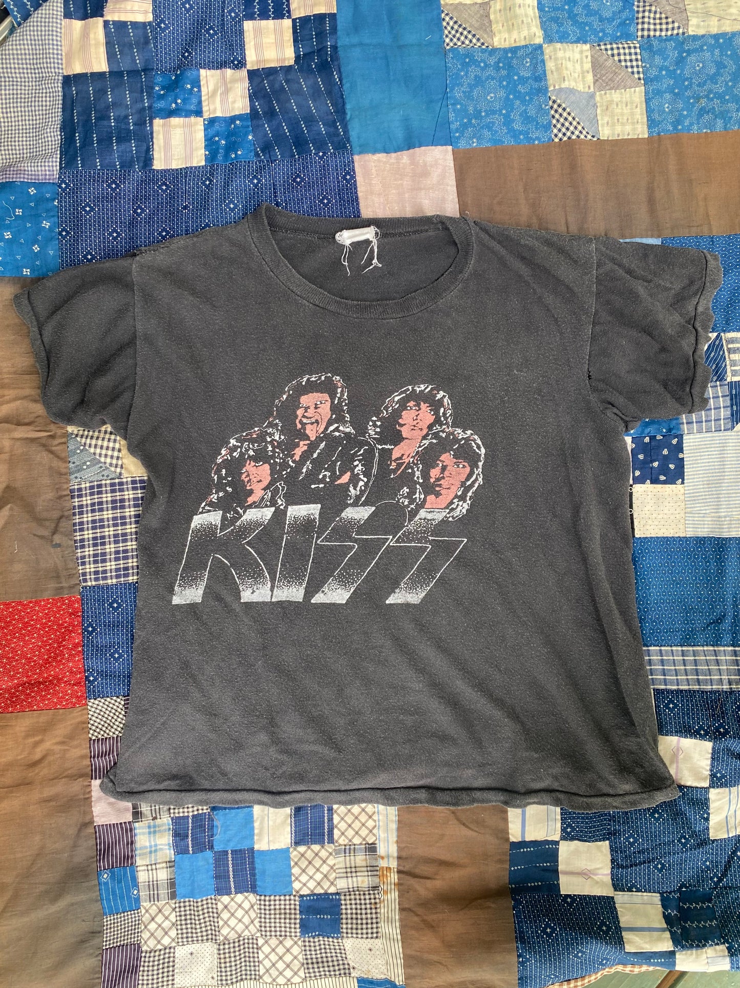 1970s KISS Concert T shirt size small