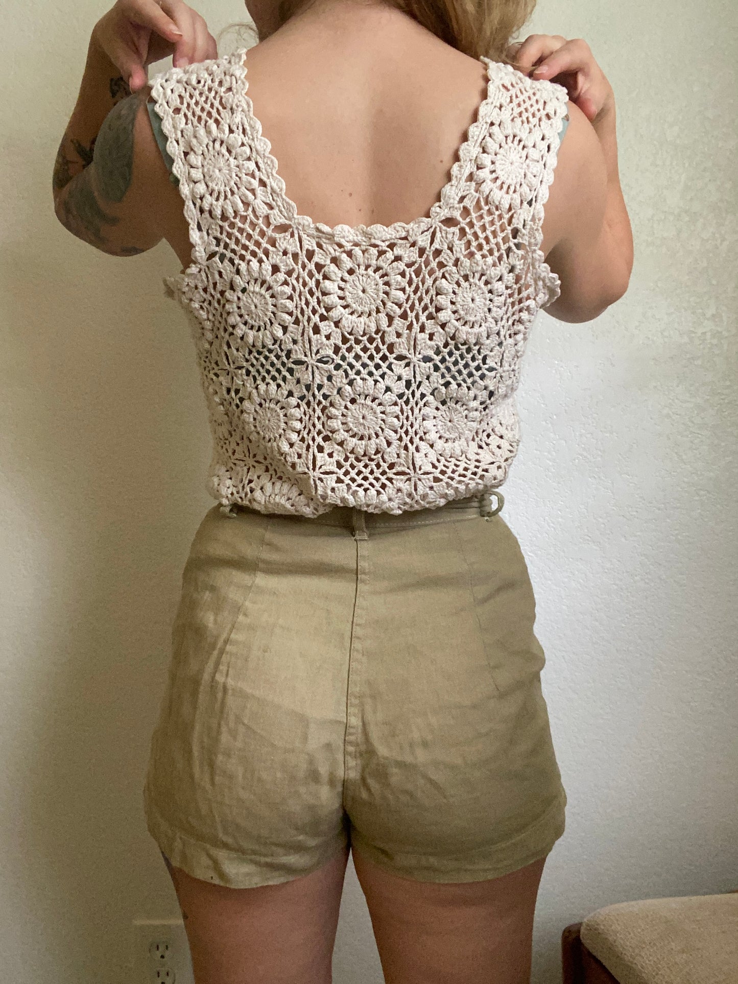 70s /80s floral crotchet tank top