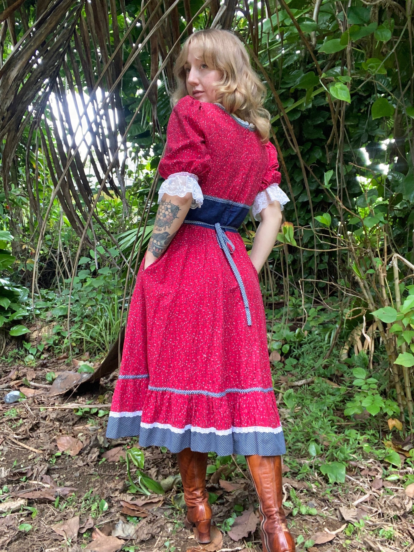 1970s Gunne Sax Red Calico Corset Dress size 11