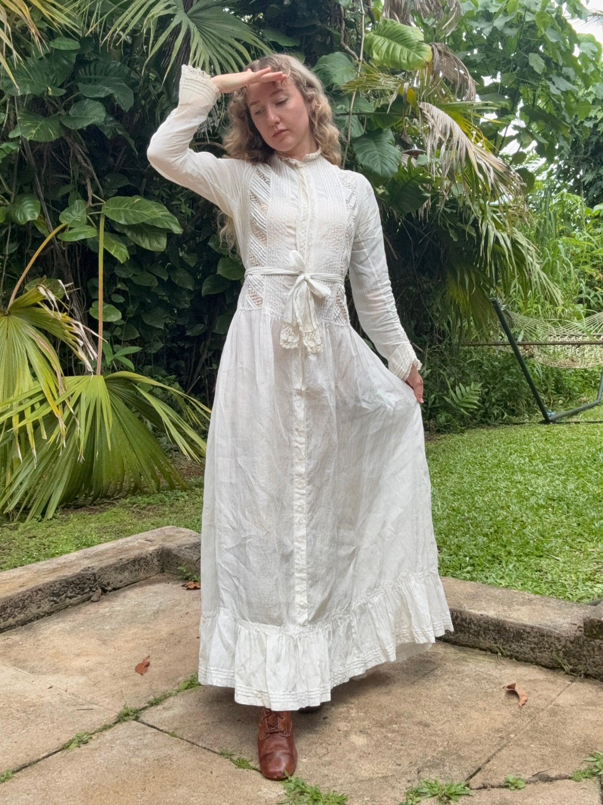 cotton lawn dress Early 1900s Edwardian Lawn cotton day dress XS/S – Fringe Fox Vintage