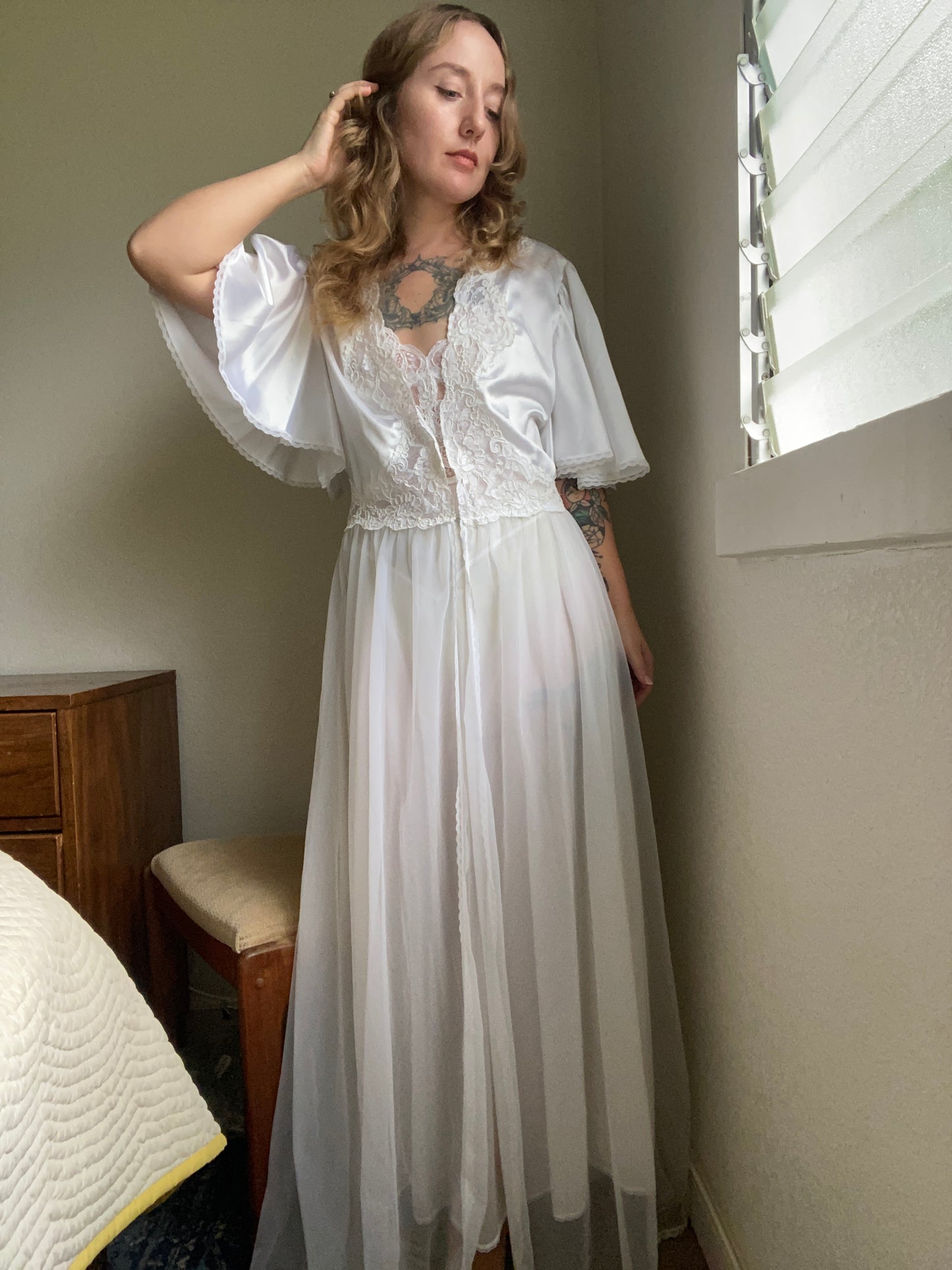 1980s Val Mode Lingerie Bridal Peignoir Set Nightgown Robe