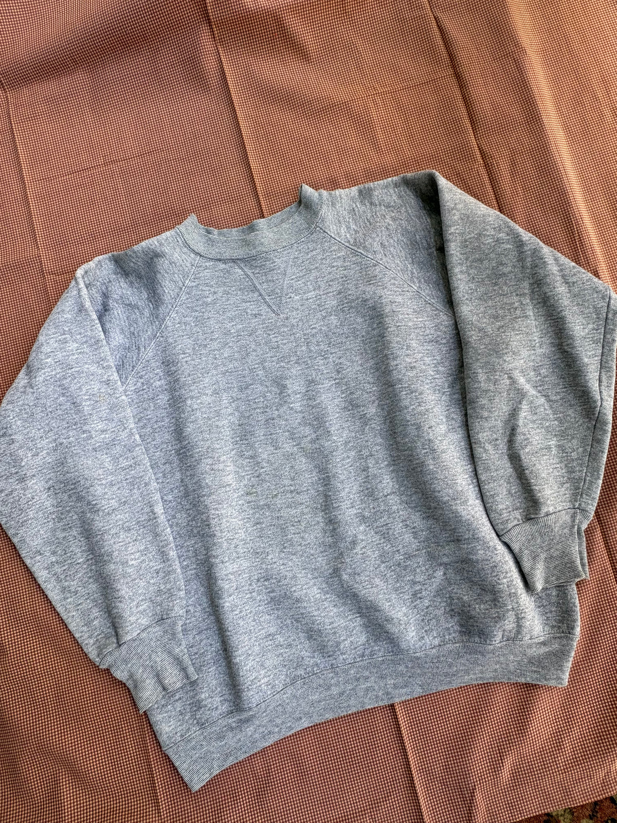 1980s/1990s V stitch Heather grey raglan sweatshirt Large