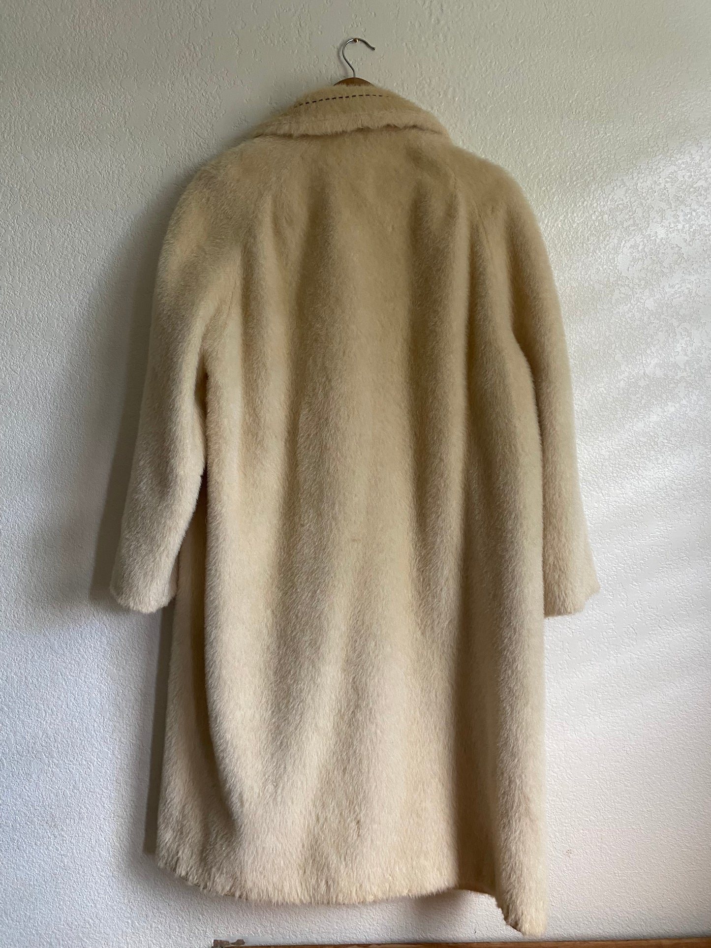 1960’s Miss Smith Ivory Luxury Mohair coat