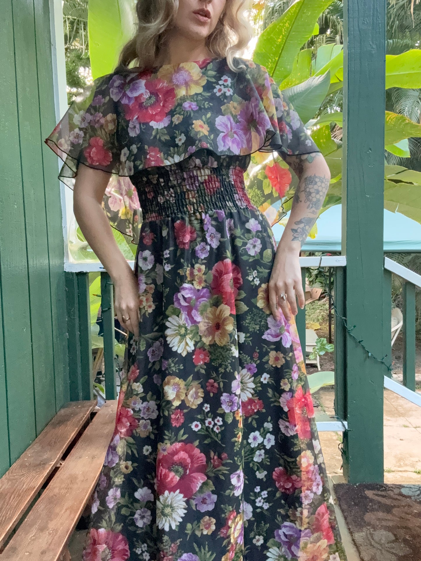 1970s Poppy Floral Print Shawl Maxi Dress Small Long