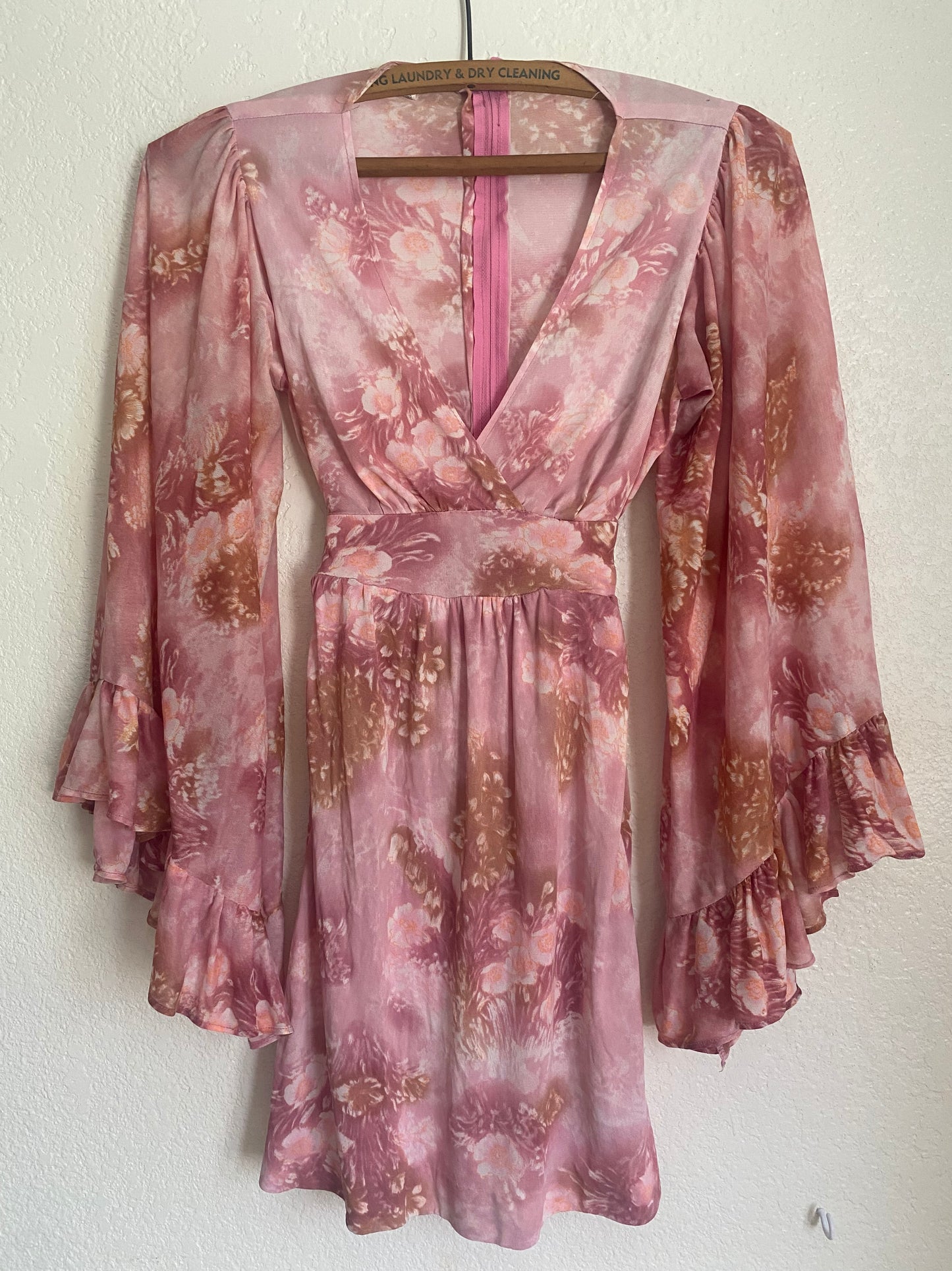 1970s Pink Floral Angel Sleeve Mini dress/ shirt XS S