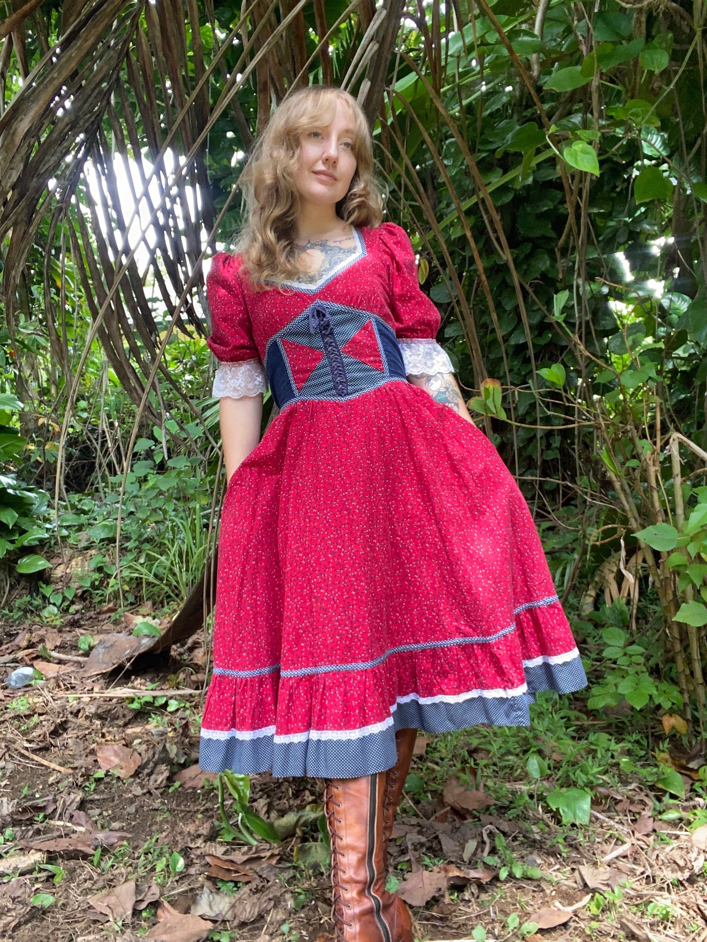 1970s Gunne Sax Red Calico Corset Dress size 11