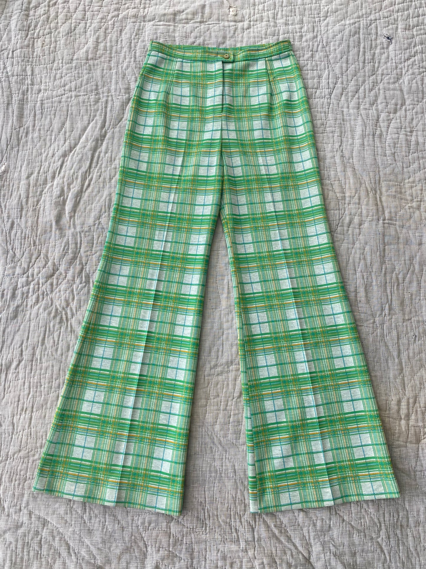 1970s Collegian Plaid Bell Bottoms 30x32