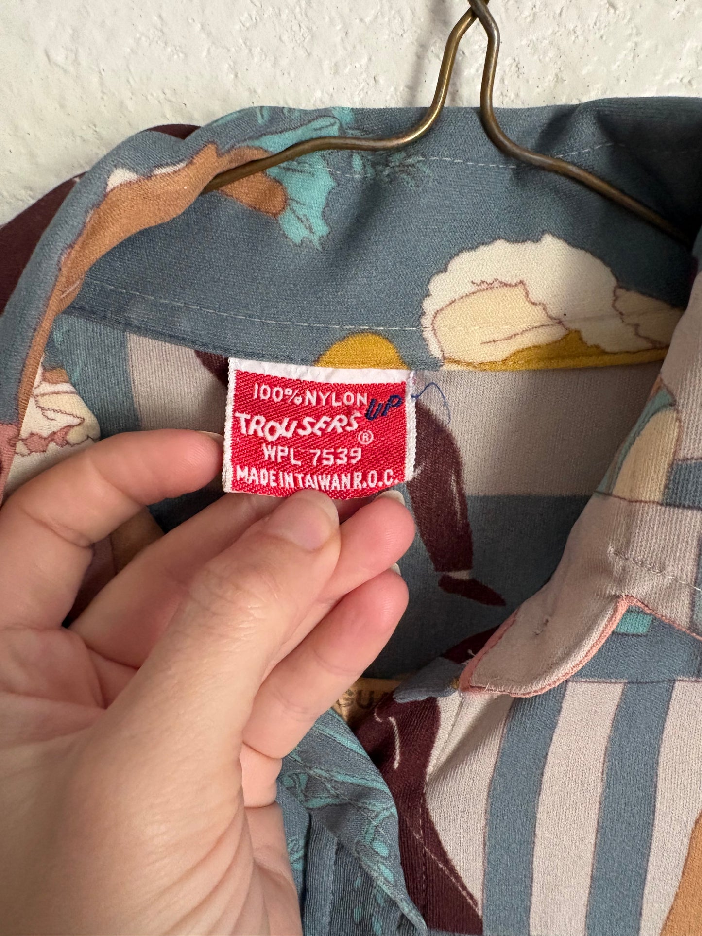 1970s Nylon Bar Scene Novelty Button up blouse Small