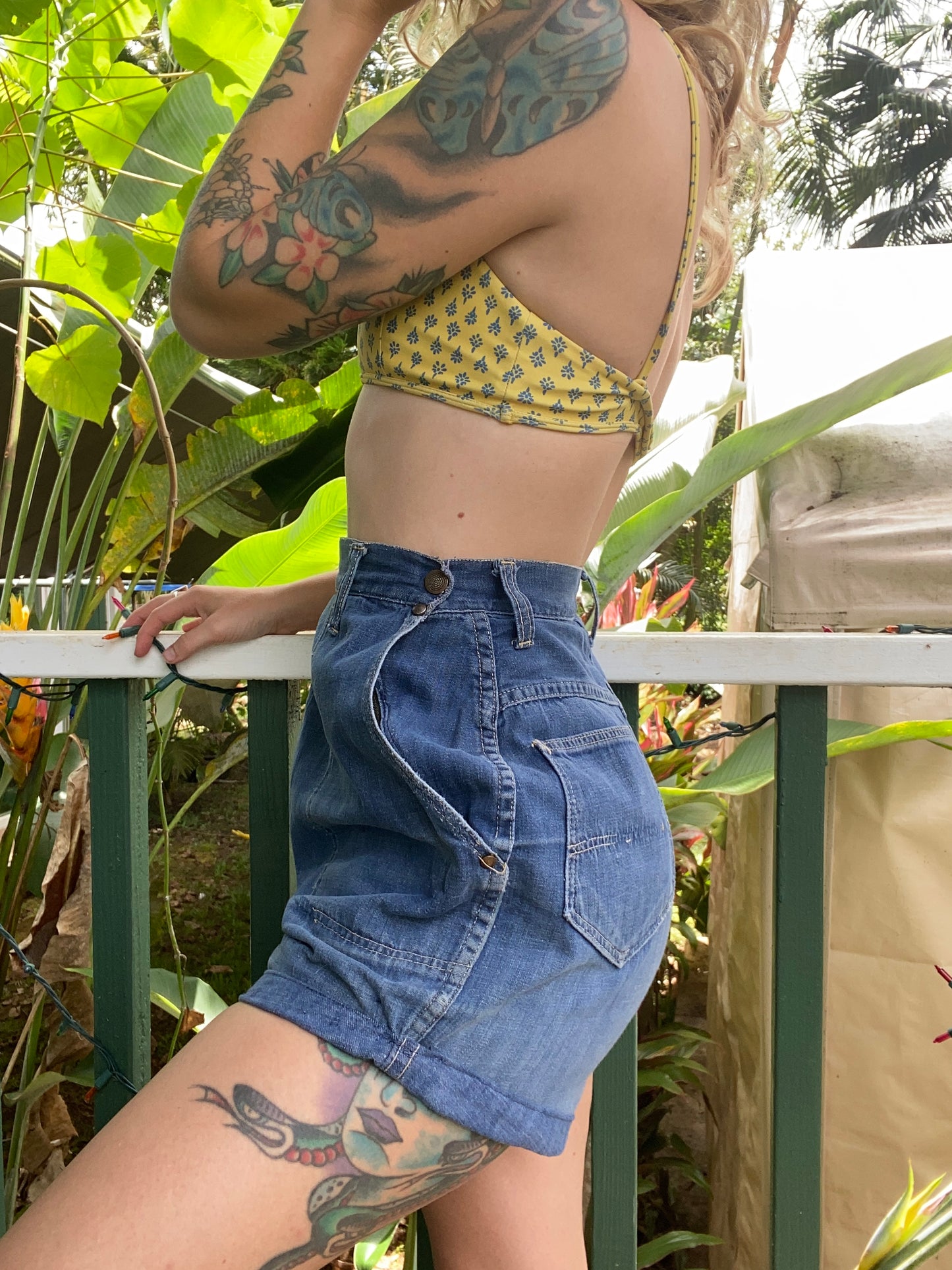 1950s Side Zip Cuffed Denim Shorts