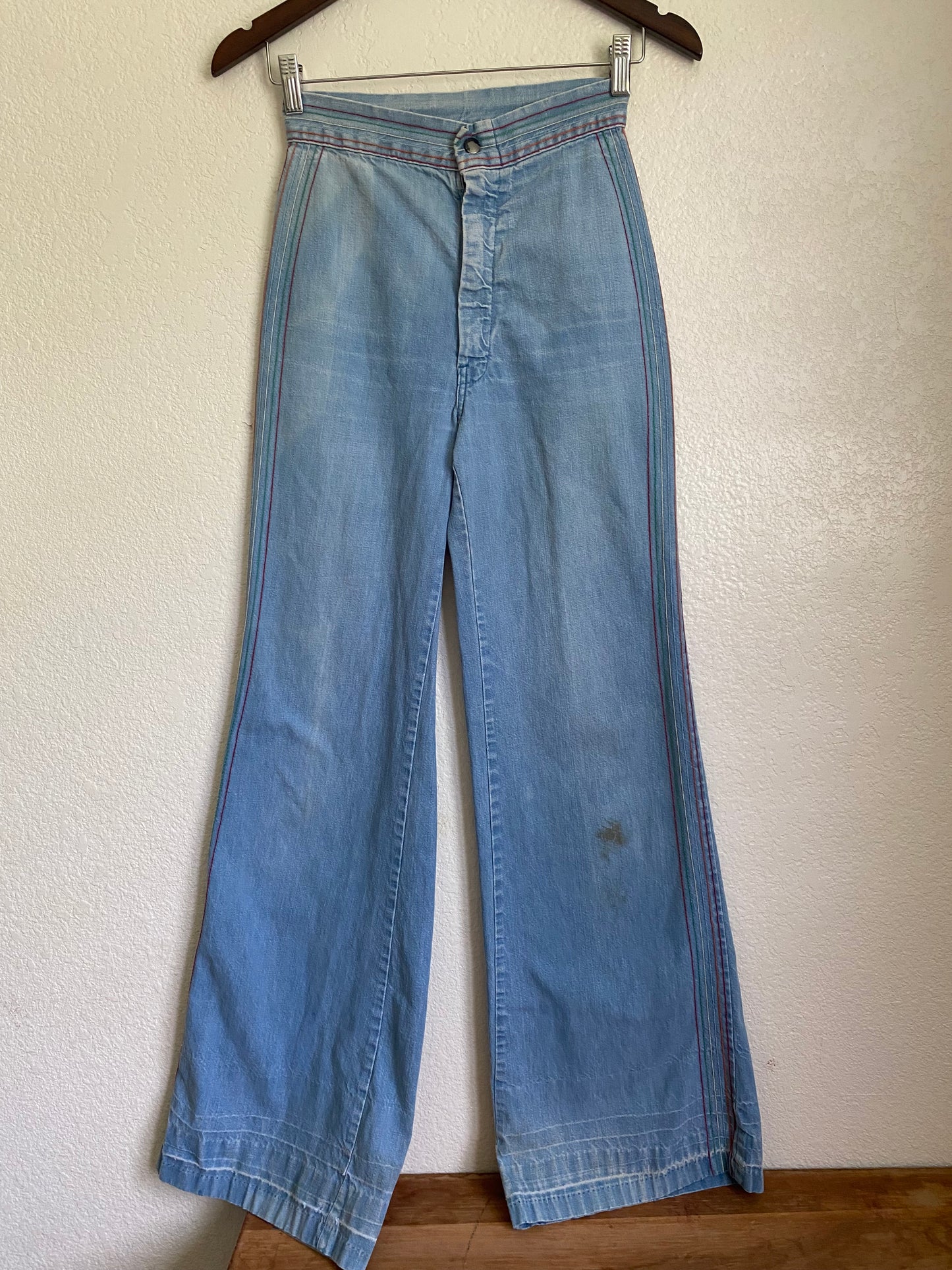 1970s Rainbow Embroidery Denim Bell Bottoms 25” waist