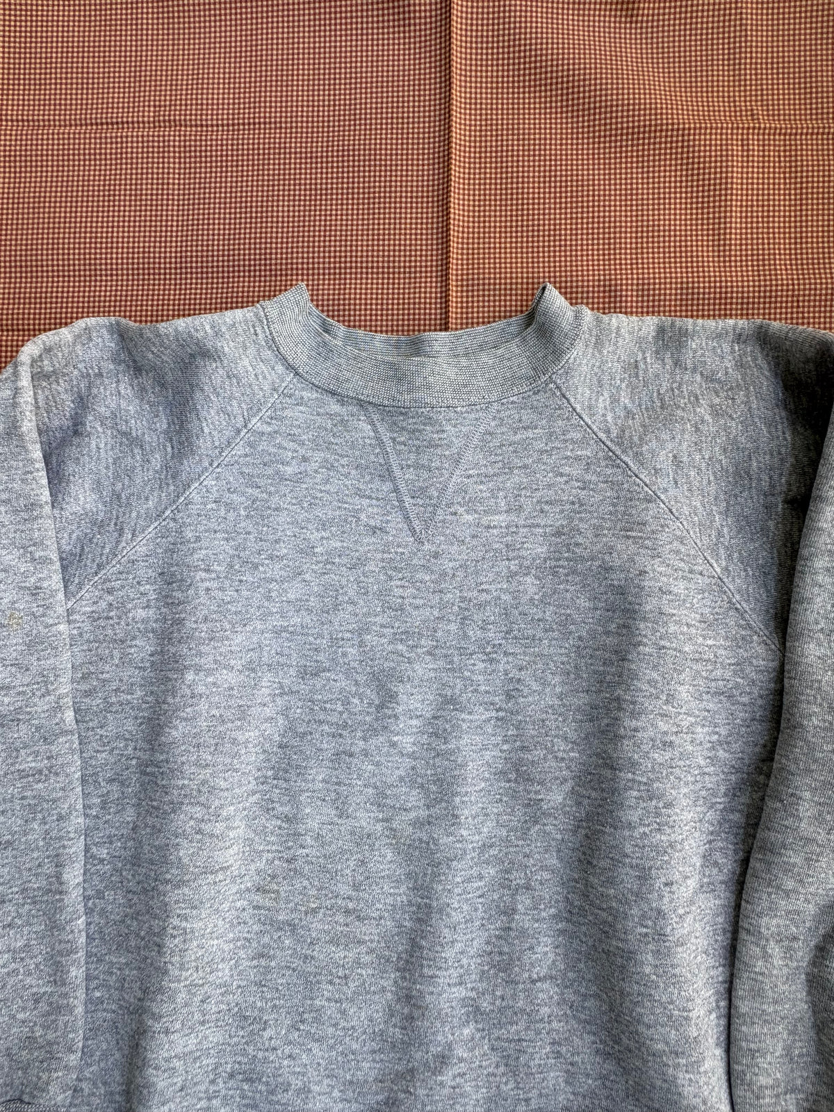 1980s/1990s V stitch Heather grey raglan sweatshirt Large