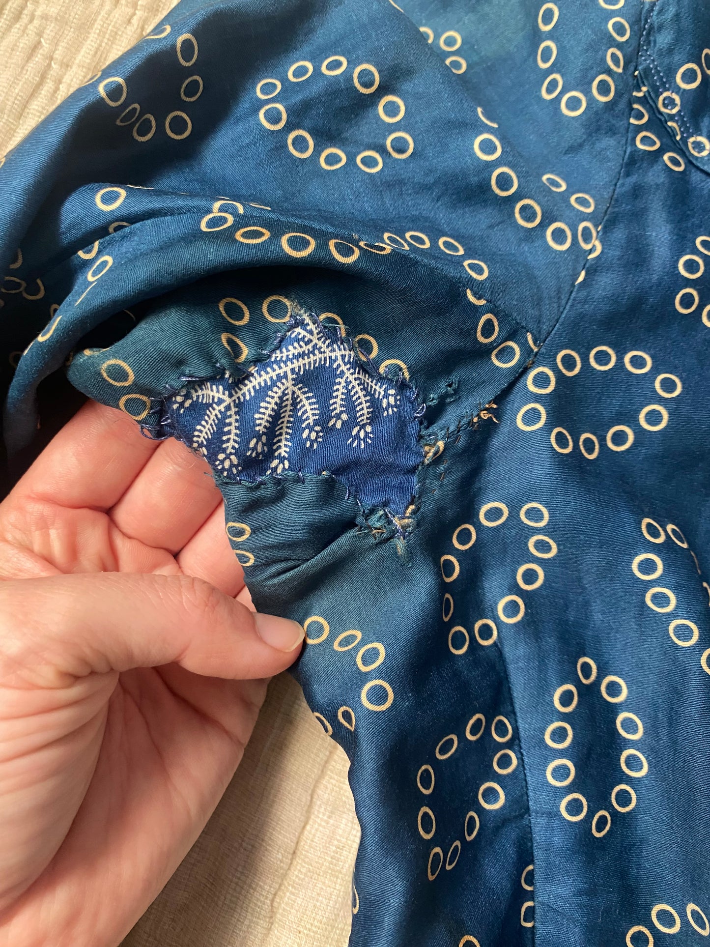 Late 1800s Early 1900s Antique Blue Cotton Calico Bodice Blouse