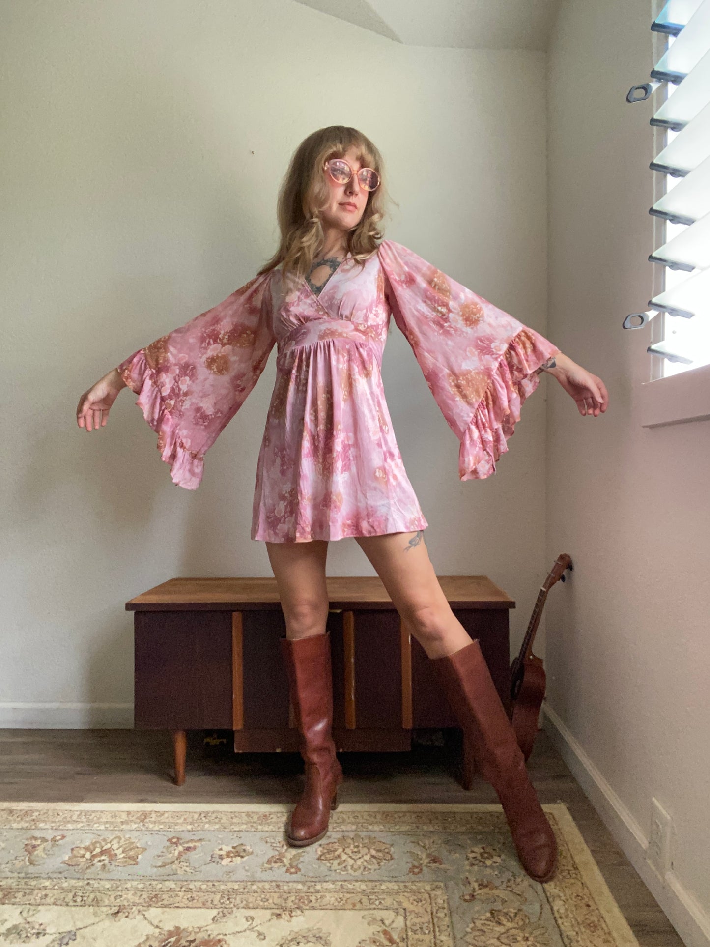 1970s Pink Floral Angel Sleeve Mini dress/ shirt XS S