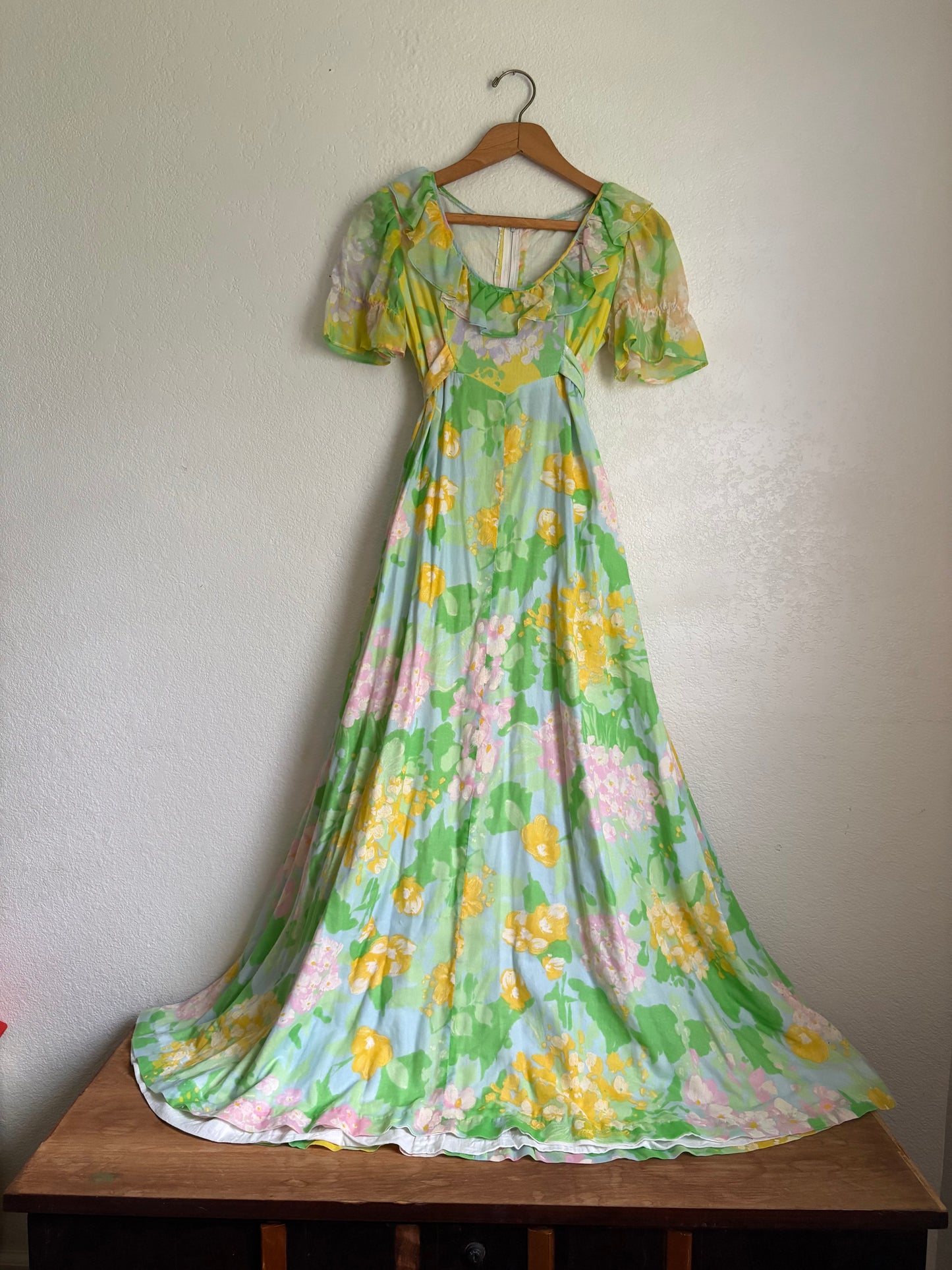 1970s Spring Floral Cotton floor-length Prairie Dress XS/Small