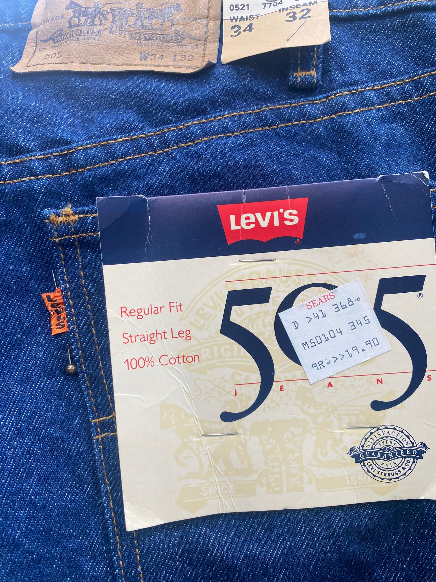 1980s Deadstock Levi’s 505 orange tab jeans 34 x 32