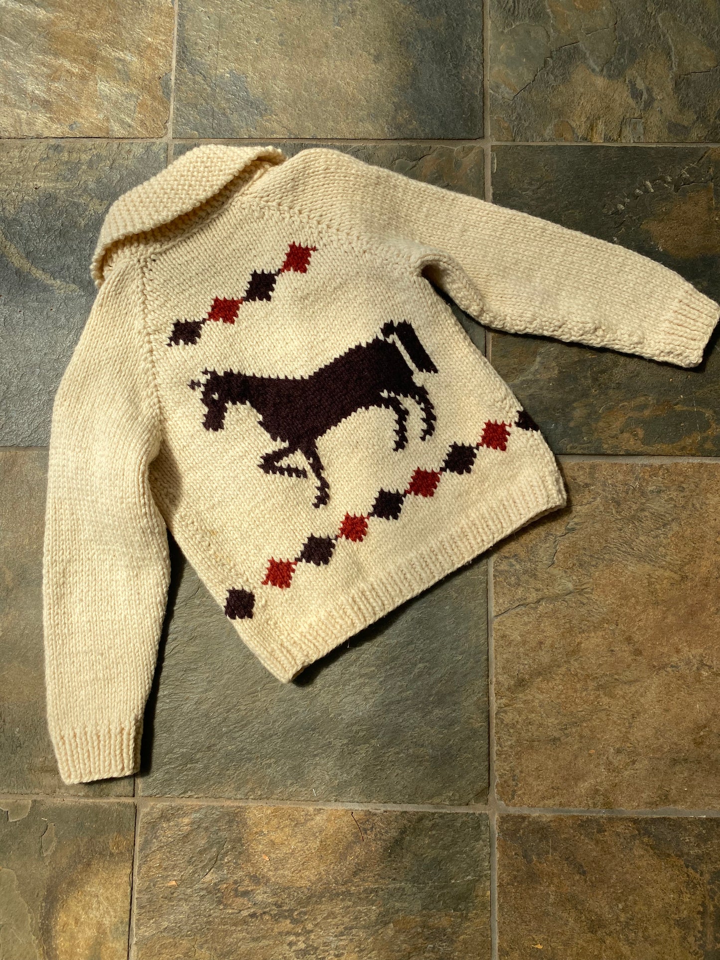 60s/70s Hand Knit Horse Shawl Sweater