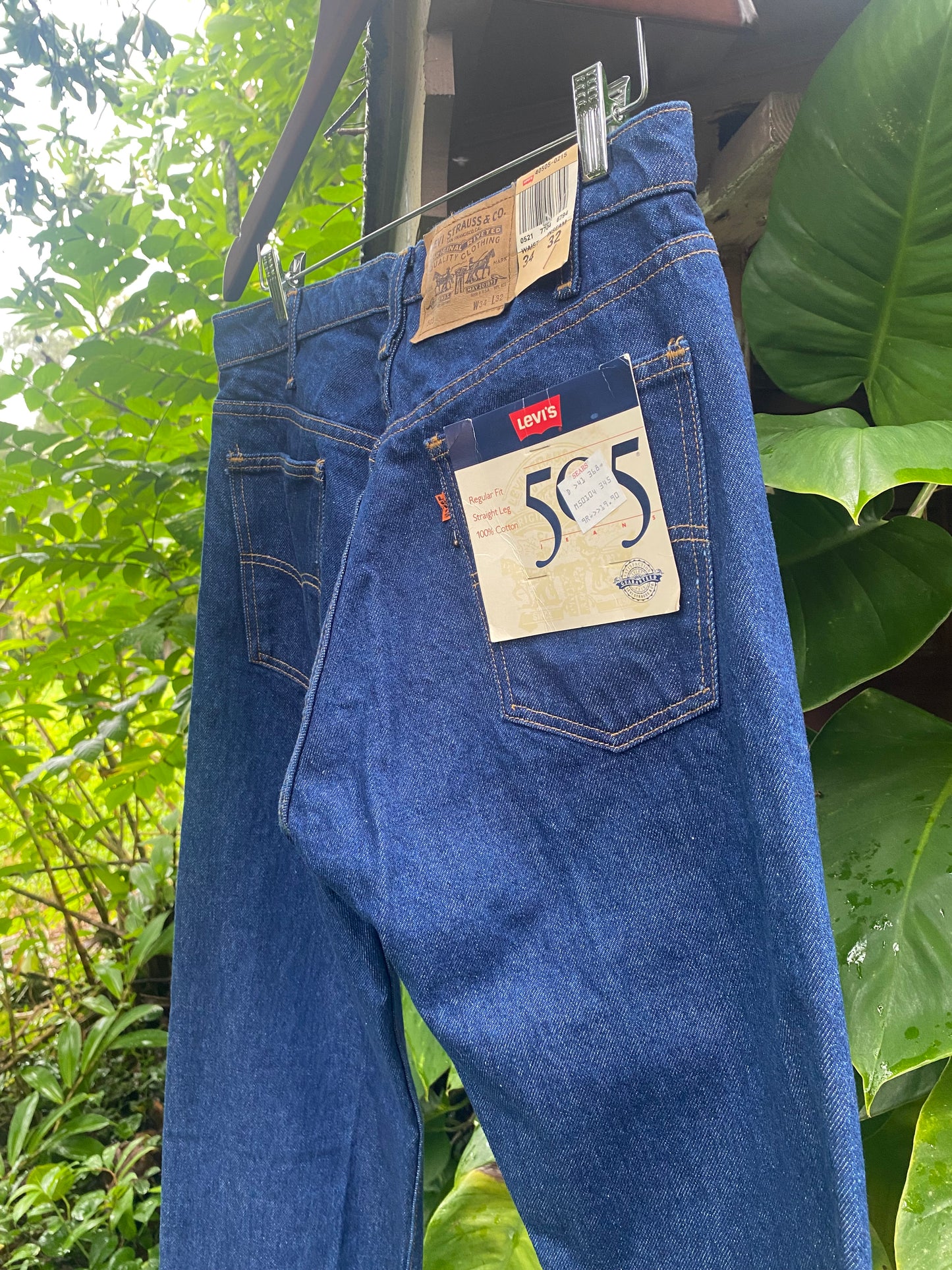 1980s Deadstock Levi’s 505 orange tab jeans 34 x 32