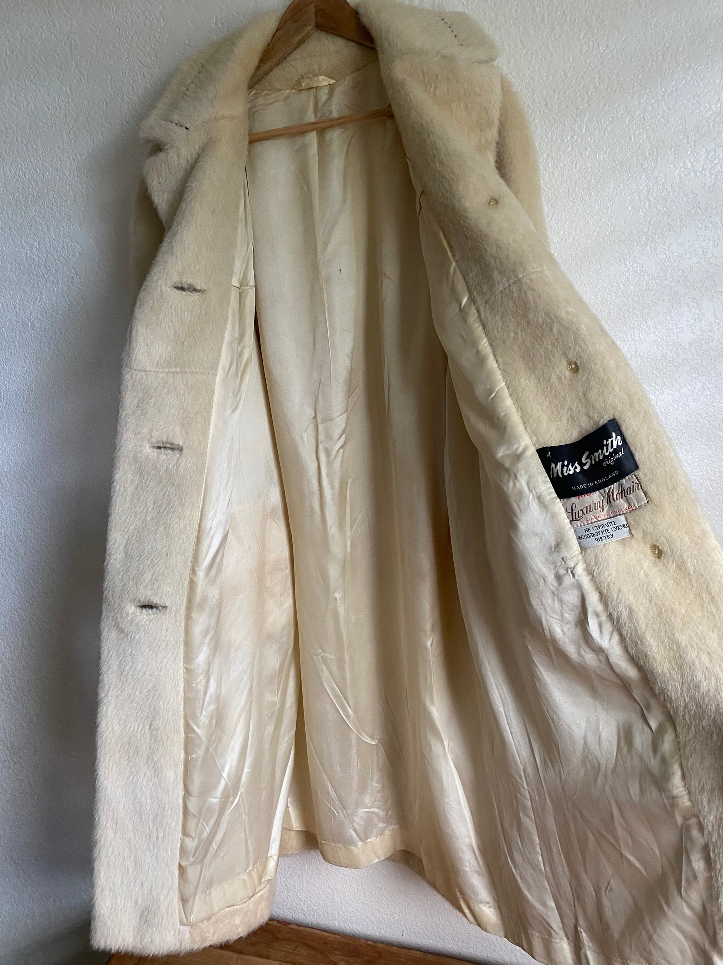 1960’s Miss Smith Ivory Luxury Mohair coat