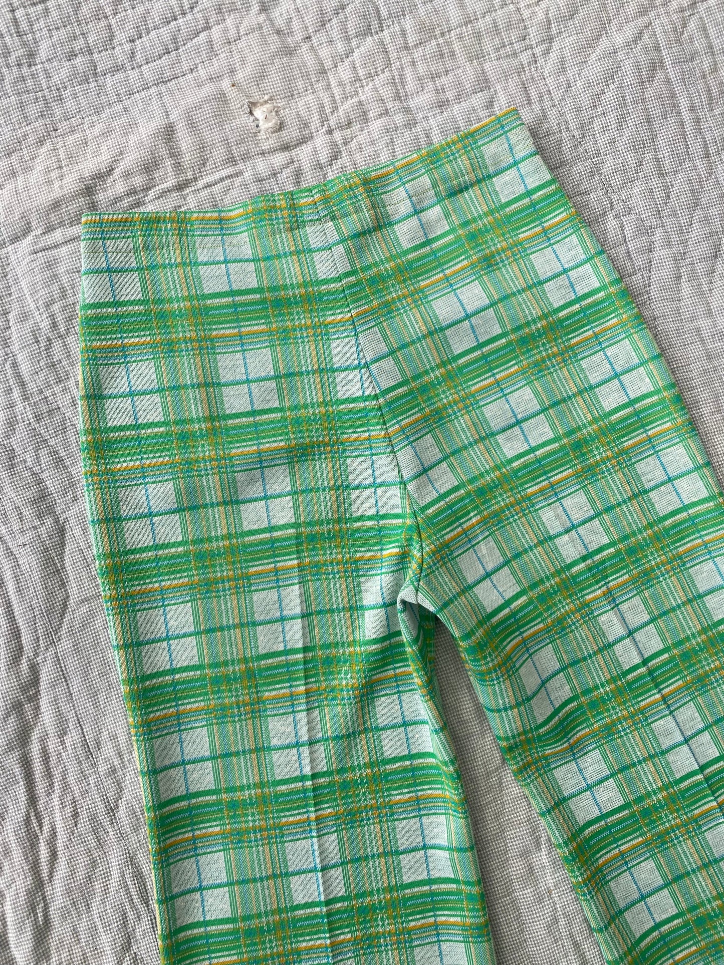 1970s Collegian Plaid Bell Bottoms 30x32