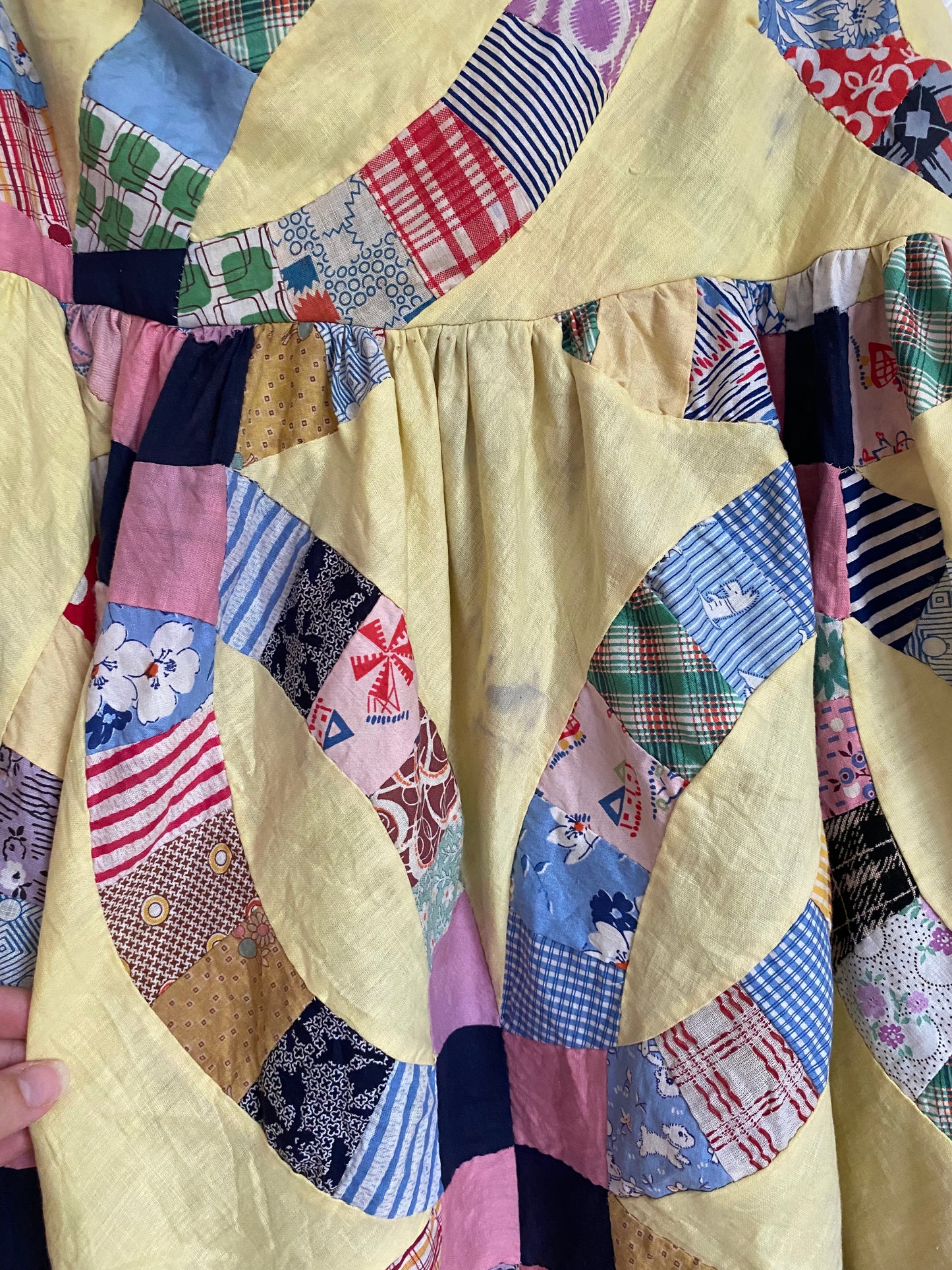 1940s Wedding Ring Feed Sack Quilt Topper Dress