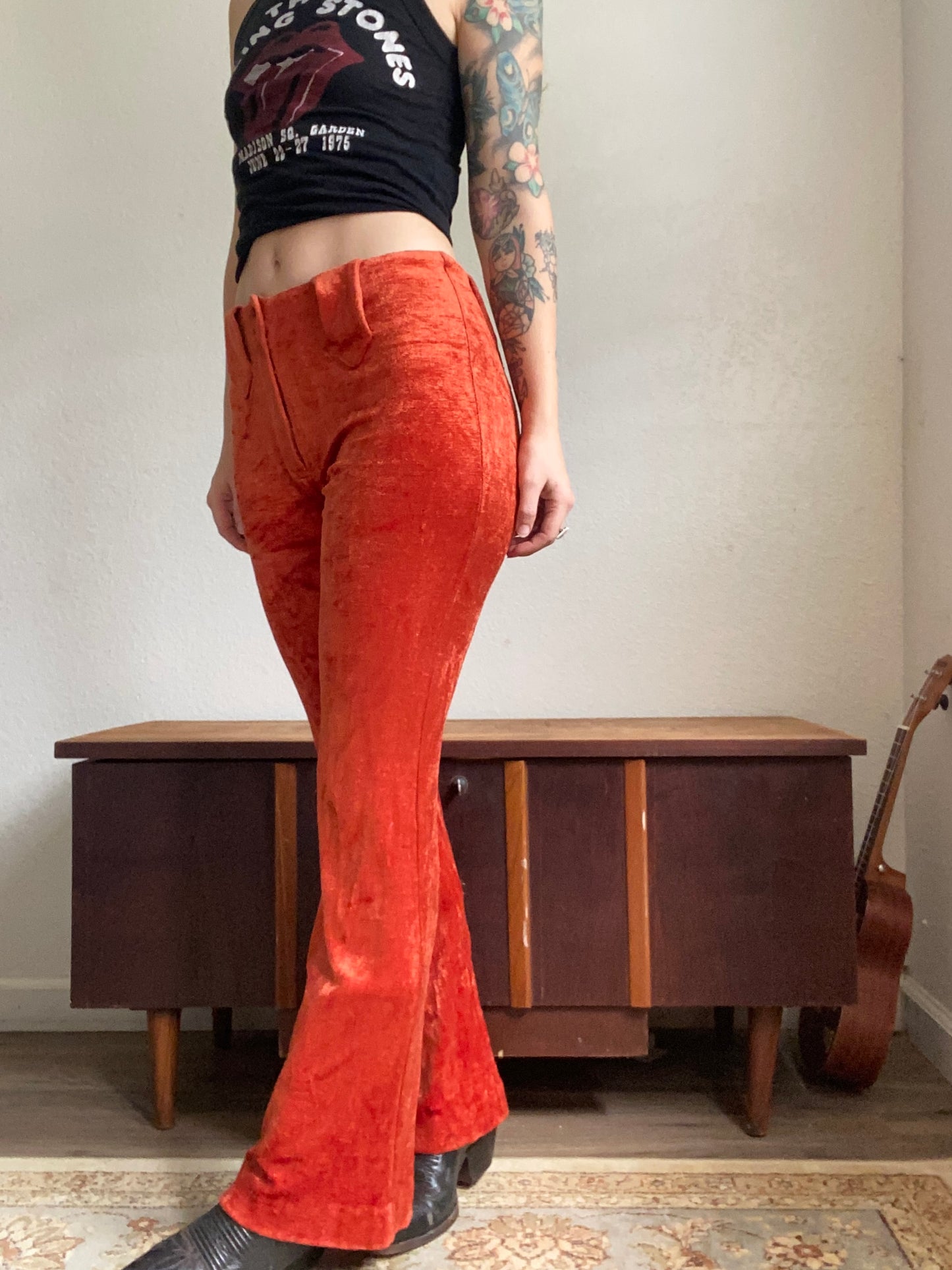 1970s mid rise burnt orange velvet western bell bottom pants 28x31