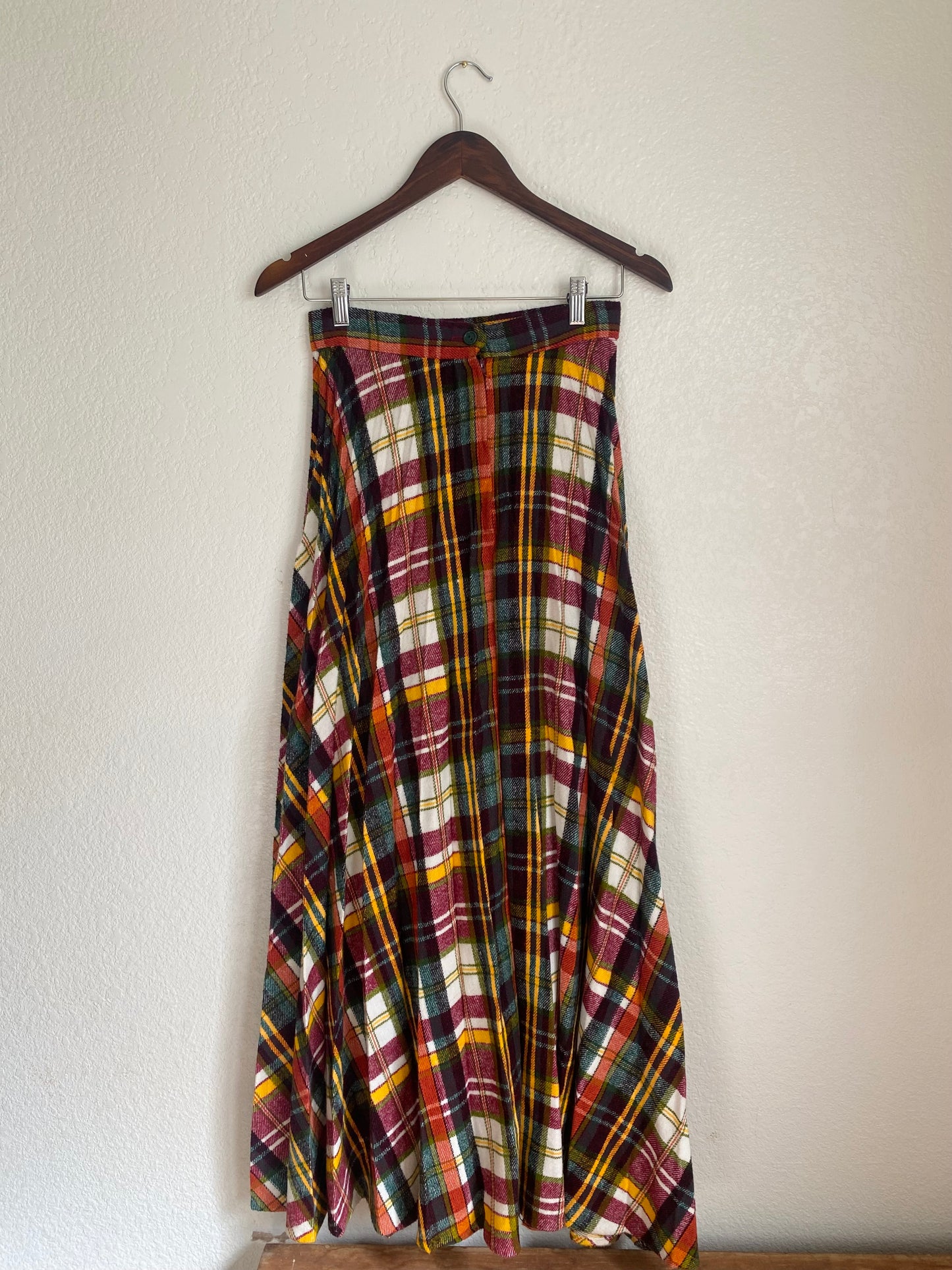 1970s Plaid Pleated Wool Maxi Skirt 27” waist