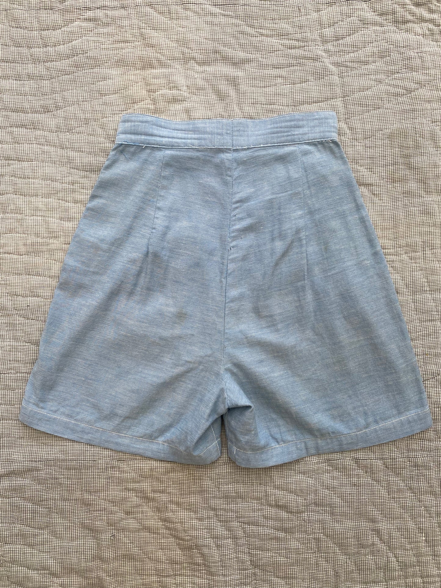 1940s Chambray US Air Force side button shorts