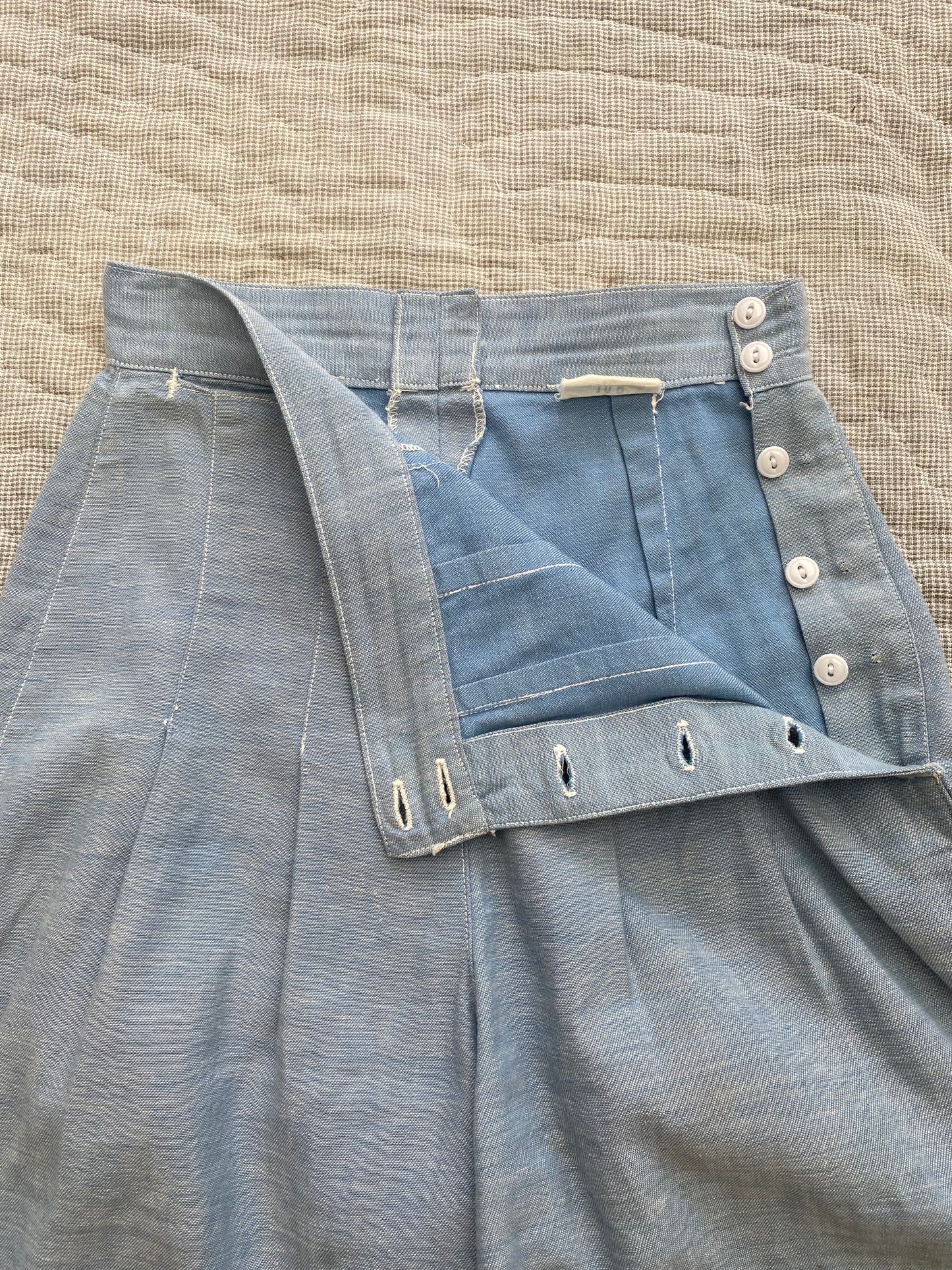 1940s Chambray US Air Force side button shorts