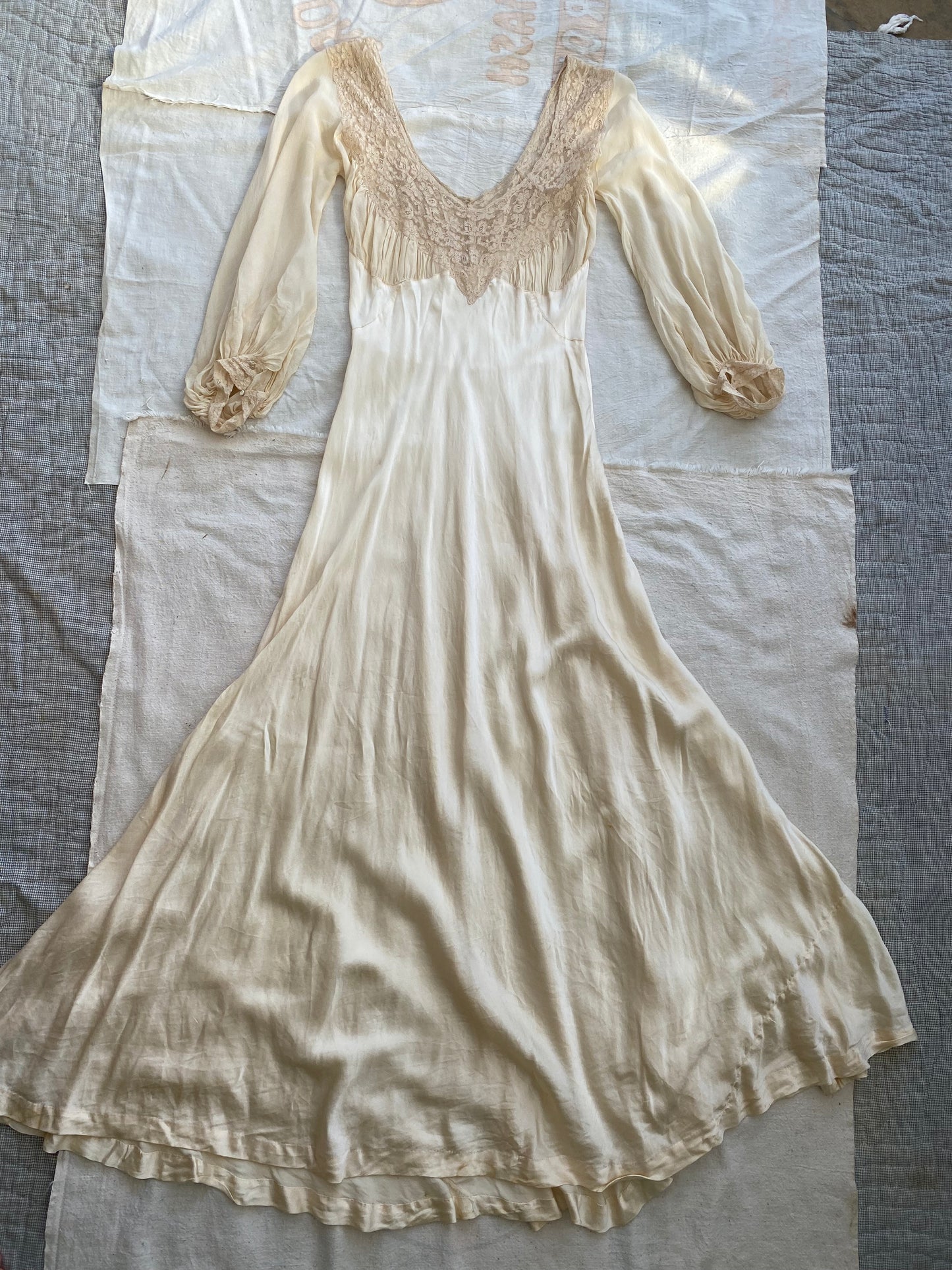 1940s Fischer liquid and chiffon silk bias cut nightgown